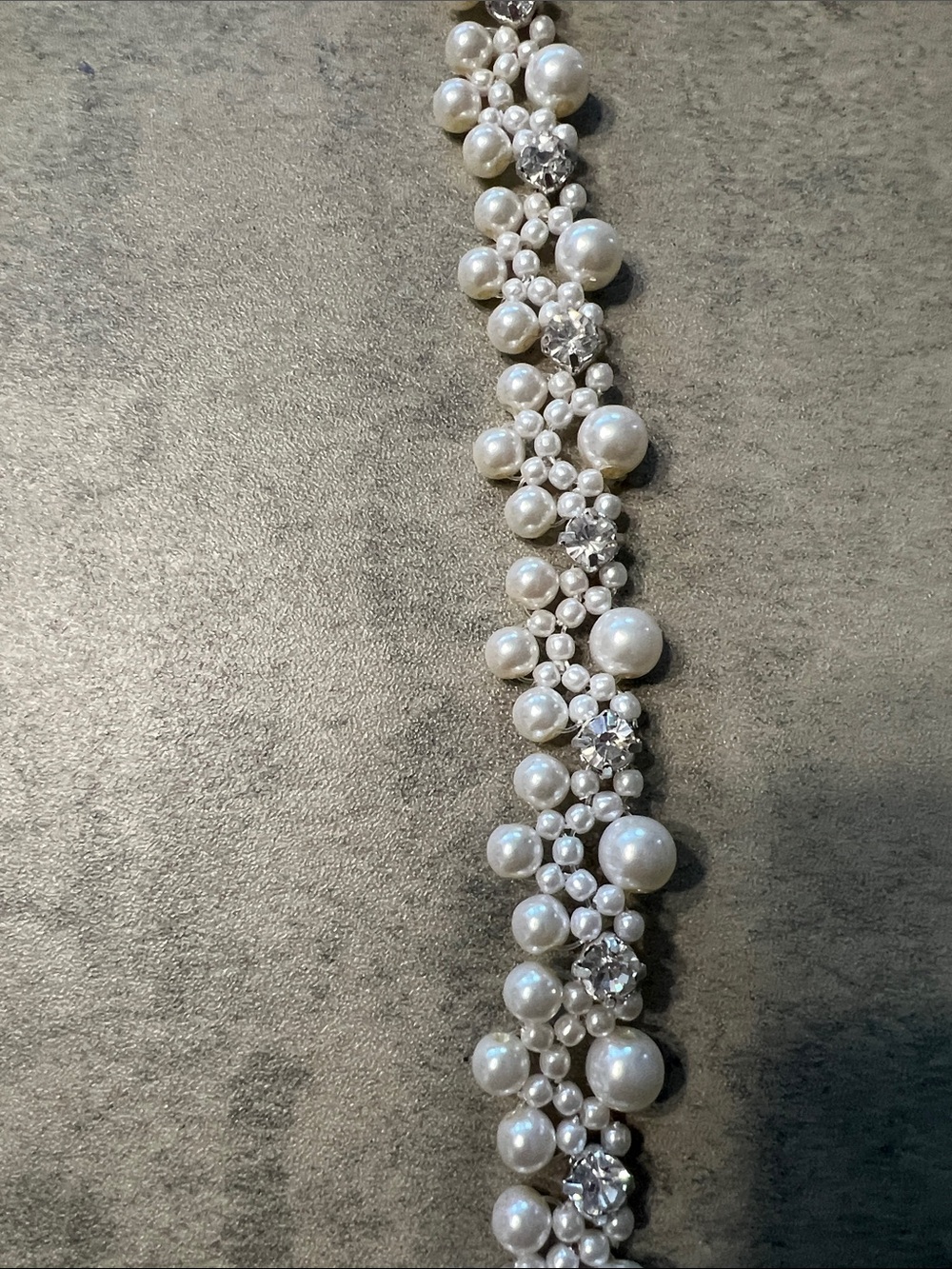 Claire's White Pearl Cluster chocker
with Silver Accents - Picture 2 of 2